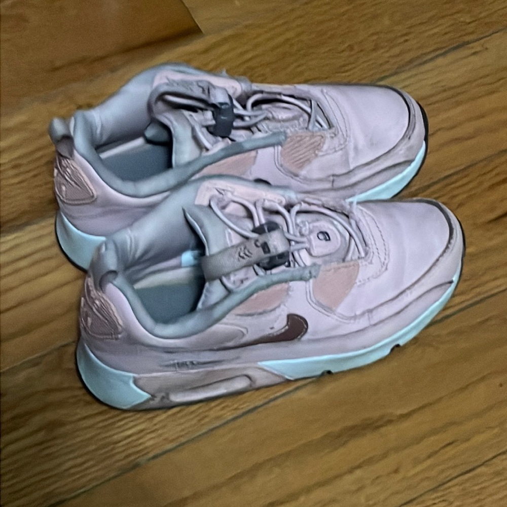 Nike Air Max 90 Kids Size 1.5 - Picture 1 of 6